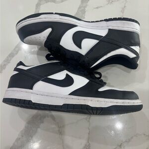 Nike Pandas Black and White Low-Tops